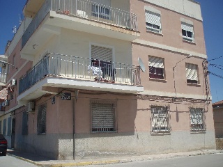 Piso en C/ Saavedra Fajardo 2
