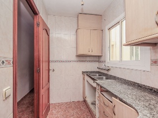 Piso en Av Baix Penedés 11