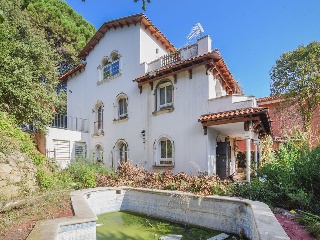 Otros en venta en Llinars Del Vallès de 327  m²