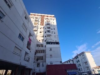 Piso en venta en Algeciras de 85  m²