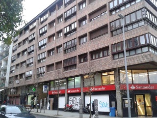 Local en venta en Hernani de 123  m²