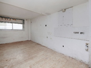 Promoción de viviendas y garajes en C/ Pontevedra, Rubí (Barcelona)  2