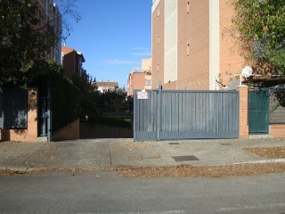 Garaje en venta en Granada de 12  m²