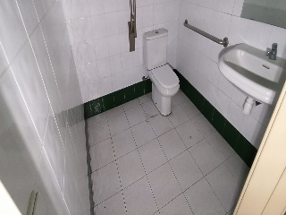 Local en C/ Can Pantiquet - Mollet del Vallès - Barcelona 18