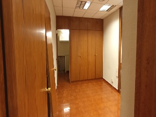 Local comercial en Sant Llorenç d´Hortons (Barcelona) 10