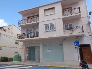 Local en venta en Dénia de 95  m²