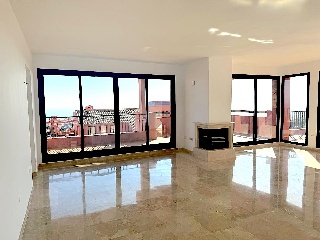  Piso con garaje en Mijas costa 6