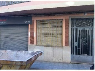 Local en venta en Onda de 111  m²