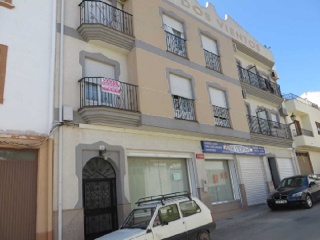 Pisos banco Pozo Alcón