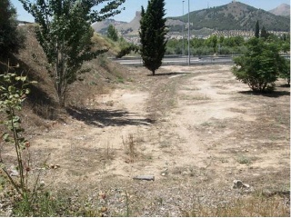 Suelos en Av de las Acacias 9