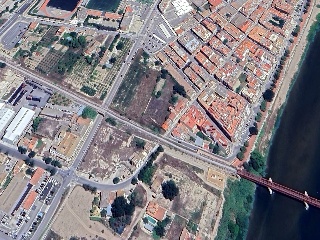 Suelo en C/ Llarg de Sant Vicent - Tortosa - Tarragona 9