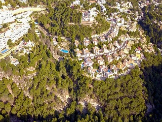 SUIZA, PARCELA AH 18