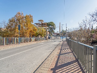 72557-0001 18