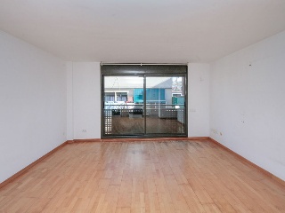 Pisos, dúplex y garajes en C/ Rafael de Casanovas, Badalona (Barcelona) 30