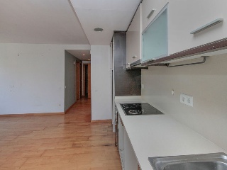 Pisos, dúplex y garajes en C/ Rafael de Casanovas, Badalona (Barcelona) 34