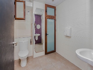 01697-0001 28