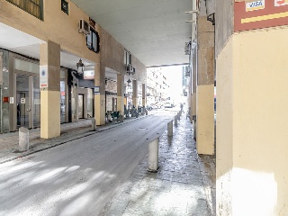 Local comercial en C/ Gutiérrez Ortega - Ciudad Real - 25