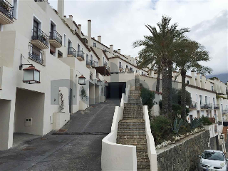 Unifamiliar en venta en Benahavis de 257  m²