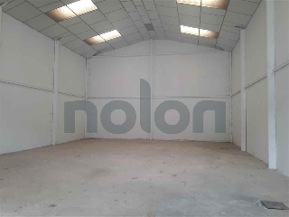 Nave en venta en Albacete de 200  m²