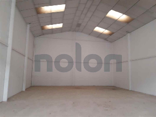 Nave en venta en Albacete de 200  m²