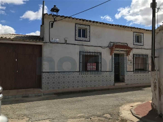 Unifamiliar en venta en Viveros de 230  m²