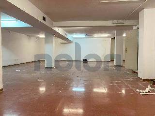 Local en venta en Almeria de 402  m²