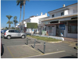 Local en venta en Vera de 105  m²