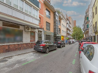 Piso en C/ Germán Pérez Carrasco, Madrid  25