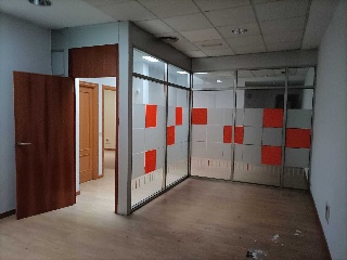 Conjunto de locales y garaje en C/ Montemar - Guadalajara - 8