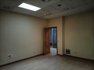 Conjunto de locales y garaje en C/ Montemar - Guadalajara - 10