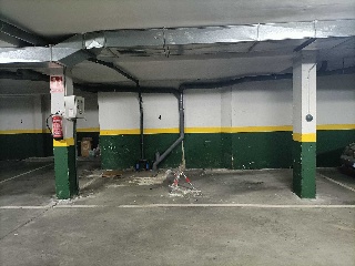 Conjunto de locales y garaje en C/ Montemar - Guadalajara - 15