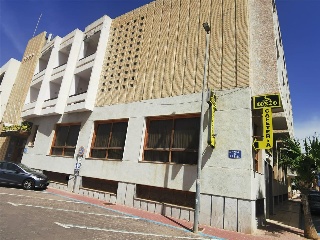 Base, De La 2