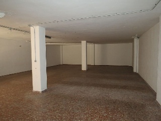 Local en C/ Dolz del Castellar - Sagunto - Valencia 4
