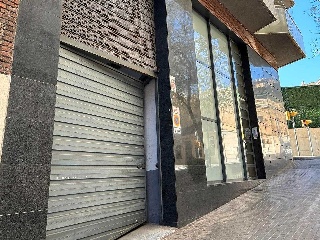 Plaza de garaje en C/ Riera de can toda 3