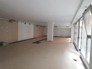 Oficinas con garaje en C/ León y Castillo 2