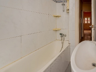 Piso en C/ Gonzalo de Berceo - Logroño - 16