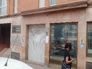 Local en venta en Castelldefels de 185  m²