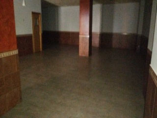 Piso y locales en C/ Víctor Romanos, Fuenmayor (La Rioja) 4