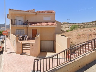 Chalet adosado en C/ Cisne y C/ Sagunto nº 7 3