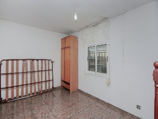 Suelo urbano con edificación en Montcada i Reixac (Barcelona) 25