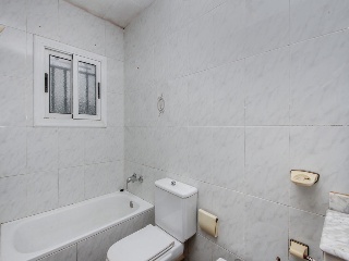 Suelo urbano con edificación en Montcada i Reixac (Barcelona) 29