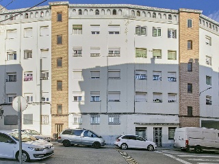 Piso en C/ Sant Bartomeu - Santa Margarida de Montbui - 17
