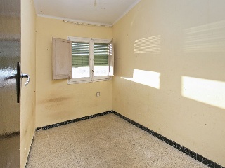 Piso en C/ Sant Bartomeu - Santa Margarida de Montbui - 29
