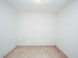 Piso en C/ Conca de Tremp - Barcelona - 29