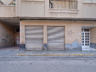 Locales comerciales en C/ Miguel de Cervantes - Águilas - 19