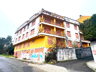 CUBELIÑO 20 N2-24 Polígono 8 Parcela 445 53