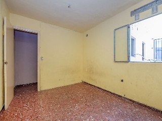 Vivienda en C/ Umbrete, Sevilla 13