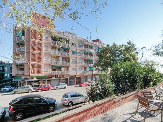 Piso en C/ Solsona - Badalona - 21