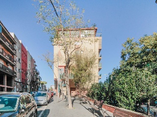 Piso en C/ Solsona - Badalona - 27
