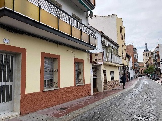 Local en C/ Curas 4